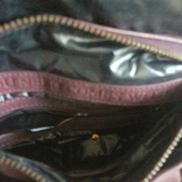 All you need burgundy cross body bag - Picture 8 of 10